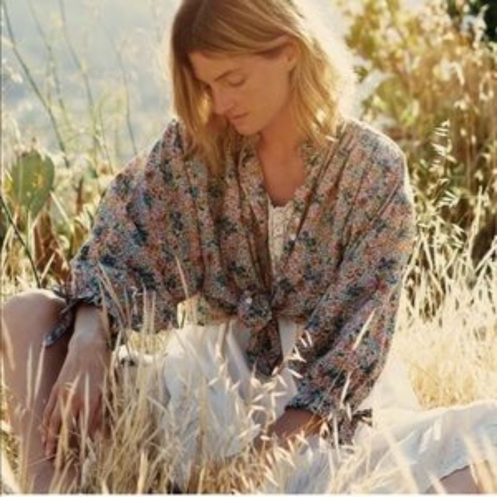 Doen Rose Top - Cream Ladybird Floral